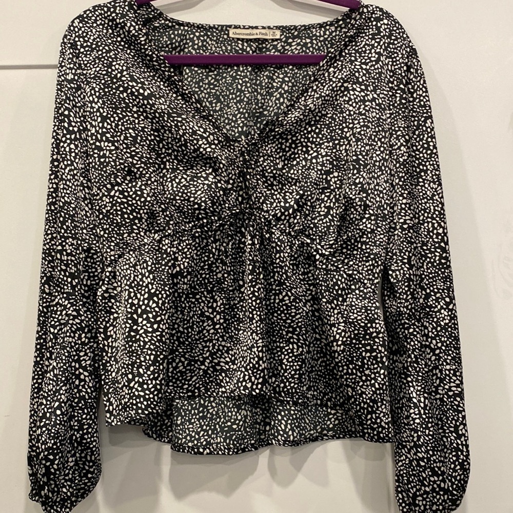NWOT Abercrombie Blouse